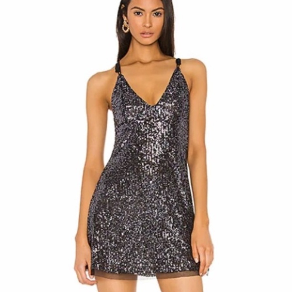 LAST SMALL FREE PEOPLE GOLD RUSH MINI DRESS IN BLACK ALLOVER SEQUINS AND TULLE - Picture 3 of 12